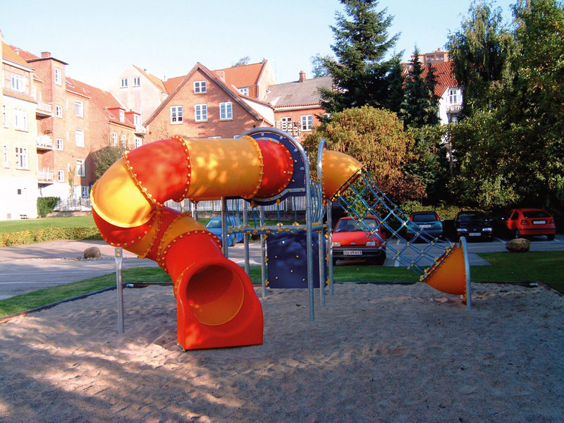 Bezpieczne harce na nowoczesnych placach zabaw od Ledon